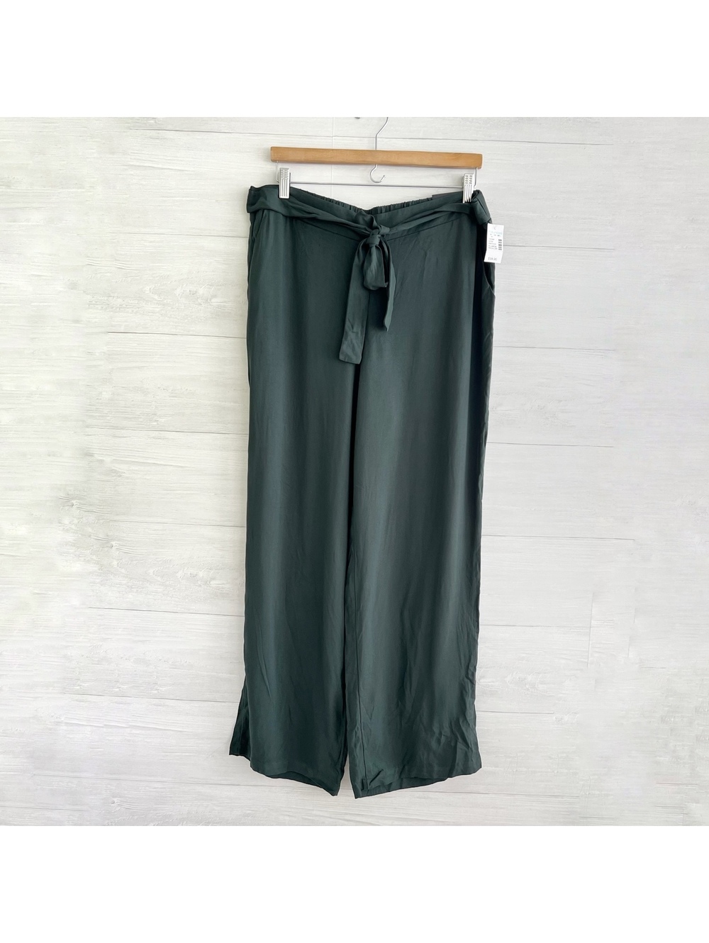 NWT Maurices Dark Green Tie Waist Wide Leg Pants Womens XL Regular Rayon